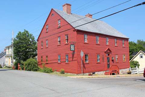 Lennox Inn Bed & Breakfast